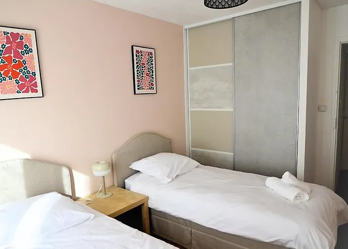 Maison De Climatisee - Metro A 250m